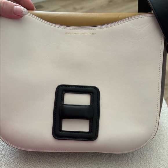 Elegant Tan and White Women's Bag - Picture 3 of 7